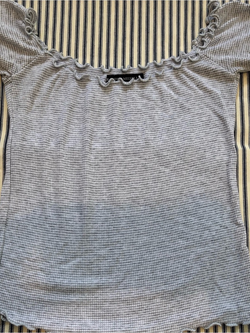 Brandy Melville Gray Ribbed Off-Shoulder Women’s Top